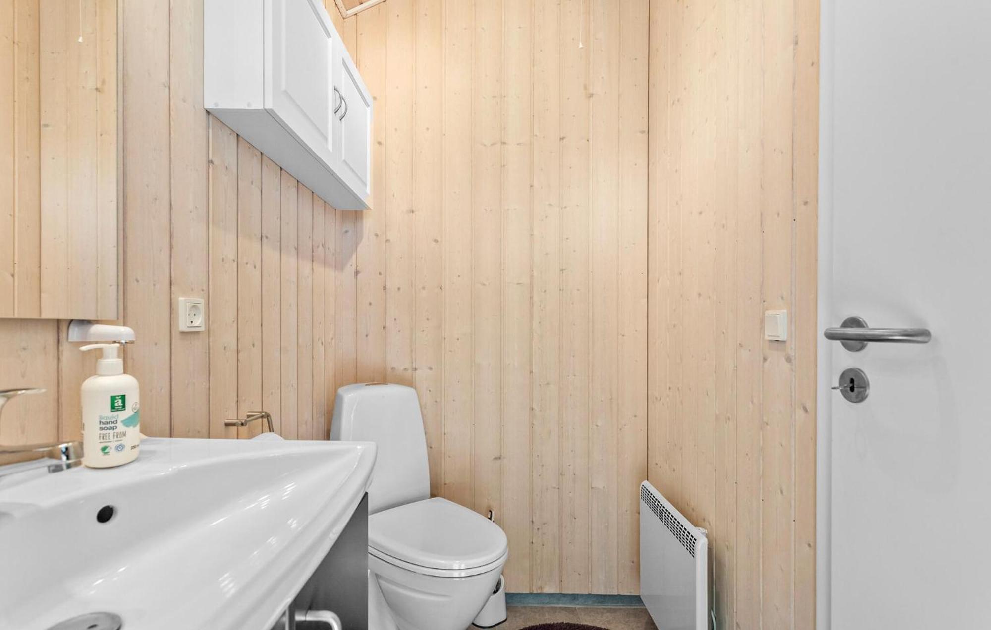 Cozy Home In Gedser With Wifi エクステリア 写真